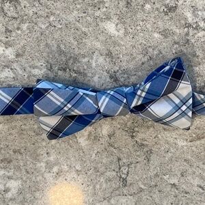 Bow Tie